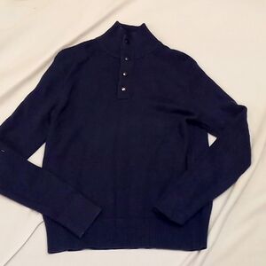 Banana Republic dark blue pullover snaps